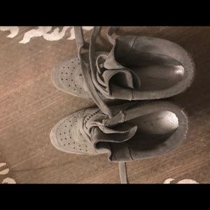 Isabel Marant bobby suede sneakers